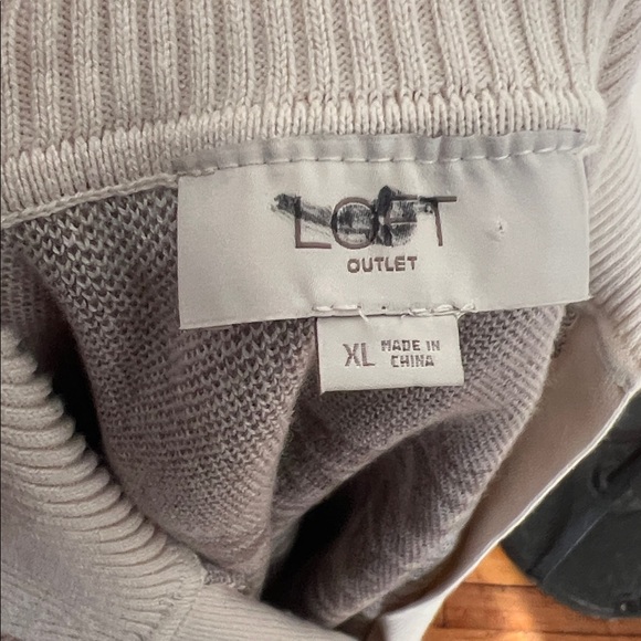 LOFT Outlet 100% Cozy Cotton Fair Isle Cardigan Sweater with Collar - XL - Picture 9 of 10